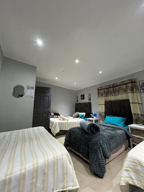 claremont AN guesthouse Hostel in Cape Town