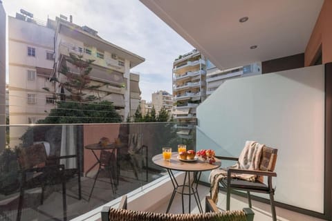 Elegant Studio Near Seafront- Palaio Faliro by MPS Apartment in South Athens