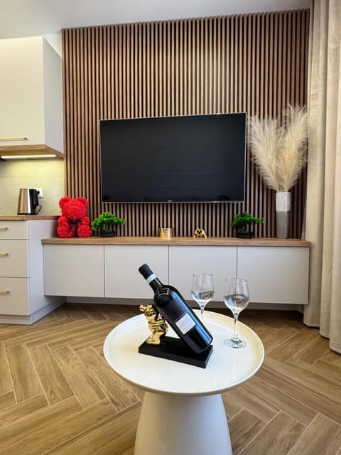 TV and multimedia, Alcoholic drinks
