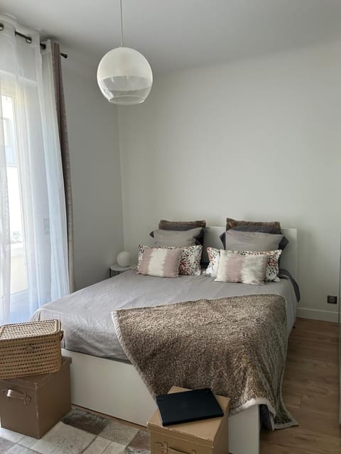 Logement Centre ville Colombes 2 min station Apartment in Île-de-France