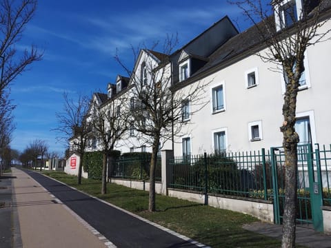 Studio Cosy - 5 minutes Disneyland - Calme et confort Apartment in Magny-le-Hongre