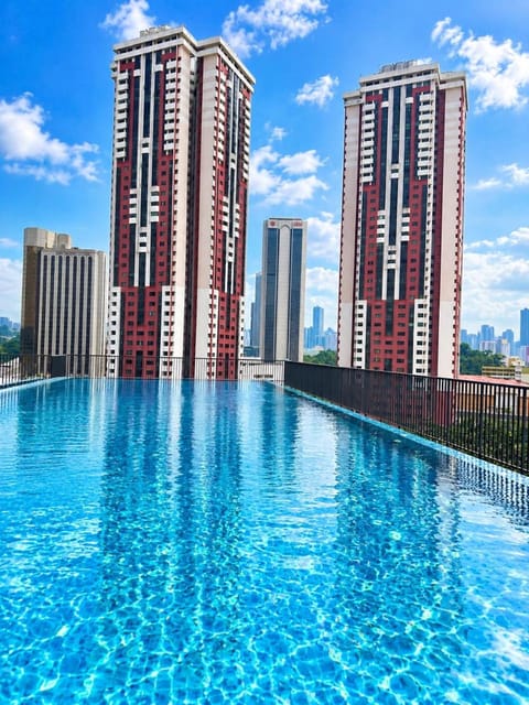 Property building, Restaurant/places to eat, City view, Pool view, Swimming pool