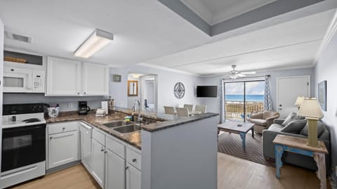 Sugar Beach 144 Direct Gulf Front Apartment in Orange Beach