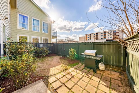 BBQ facilities, Garden