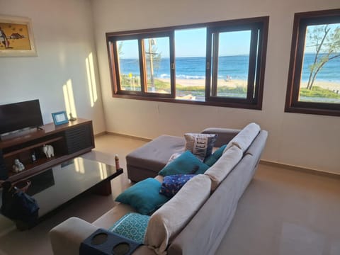 Casa espaçosa de frente para o mar House in Saquarema