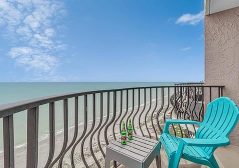 View (from property/room), Balcony/Terrace, Sea view