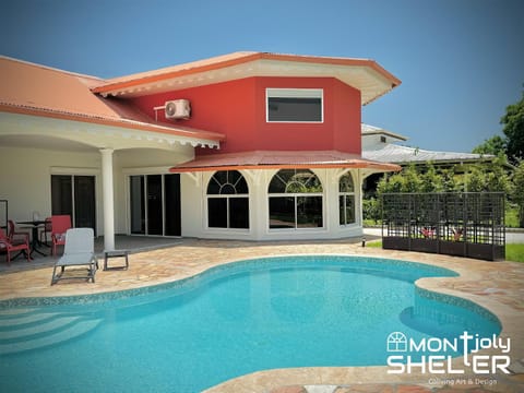 Patio, Balcony/Terrace, Pool view, Swimming pool, Swimming pool, sunbed