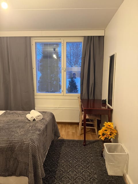 Cozy Room Near Itäkeskus Metro Bed and Breakfast in Helsinki