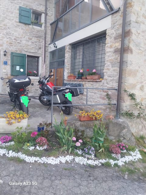 Cycling, Parking