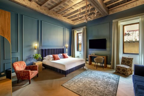 TV and multimedia, Photo of the whole room, Decorative detail, Bedroom, City view, Quiet street view, internet, internet, air conditioner