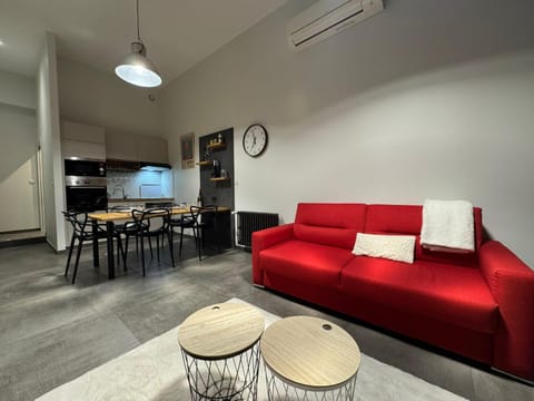 The bistrot - Lyon - Tête d'or - Cité internationale Apartment in Caluire-et-Cuire