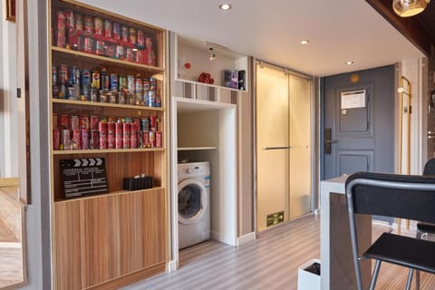 魔方复式套房环球度假区店 Apartment in Beijing