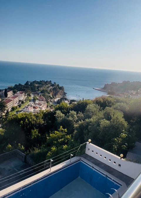 Day, Pool view, Sea view
