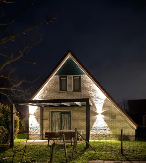 Property building, Night, Balcony/Terrace, Garden view
