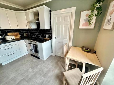 Island View Apartment in Beach Road