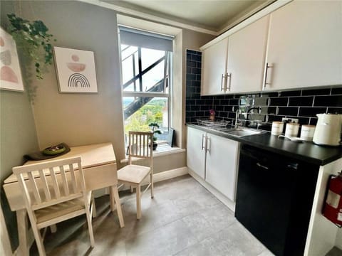 Island View Apartment in Beach Road