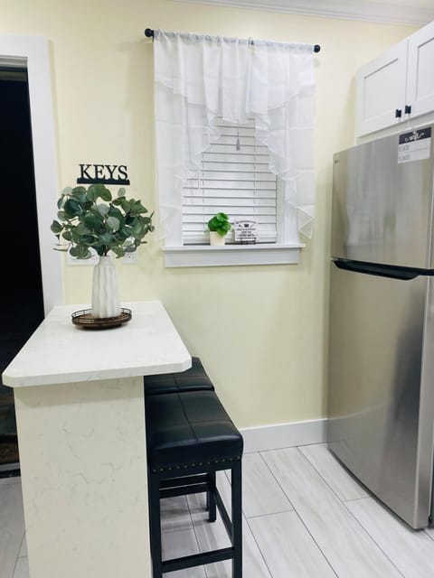 Sweet Scape Jax Apartment in Jacksonville