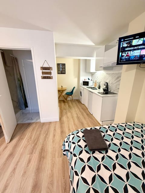 TV and multimedia, Bedroom