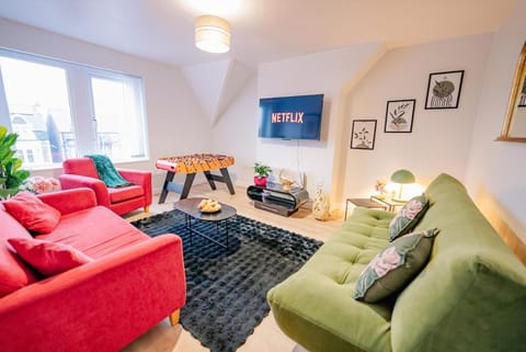 TV and multimedia, Living room, Seating area