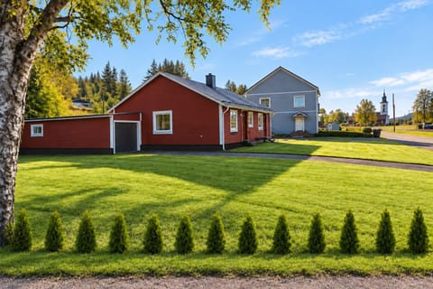 Property building, Summer