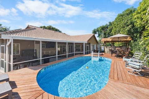 Plantation Pool Home with Hot Tub Sleeps 10 House in Plantation