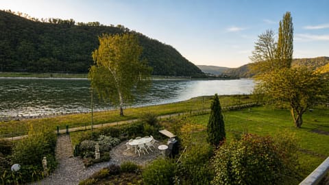 Garden, Garden view, Mountain view, River view