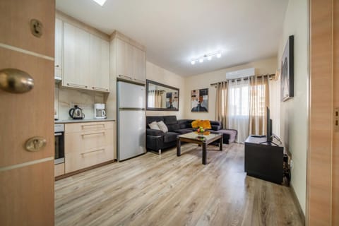Living room, Photo of the whole room, Seating area