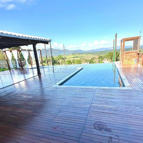 Mountain view, Swimming pool