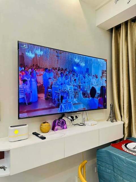 TV and multimedia, Evening entertainment