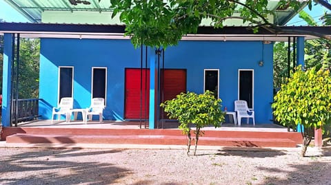 Property building, Patio, Garden, Garden view