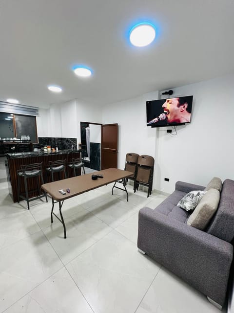TV and multimedia, Kitchen or kitchenette, Living room, Seating area, Dining area, pet friendly