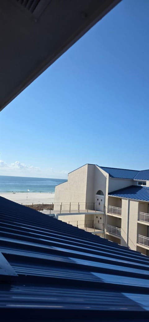 Sugar Beach 330 Family Friendly Vacation Sleeps 8 Apartment hotel in Orange Beach