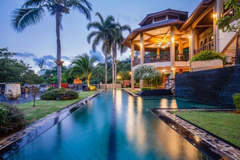 Property building, Garden, Pool view, Swimming pool