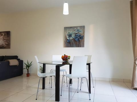 Cosy apartment close to the sea Apartment in Saint Paul's Bay