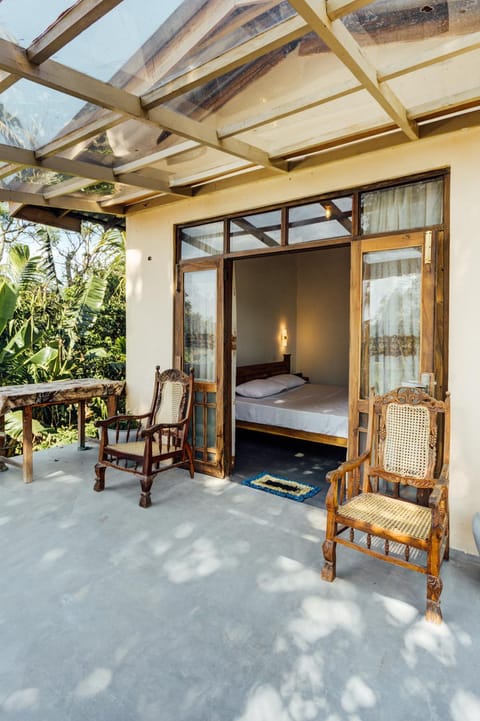 Property building, Balcony/Terrace