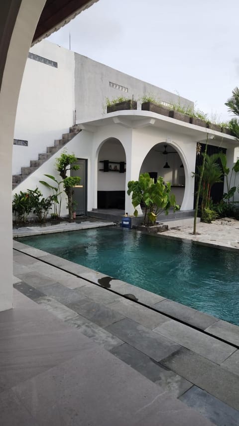 Olala Suite Canggu Guesthouse Bed and Breakfast in North Kuta