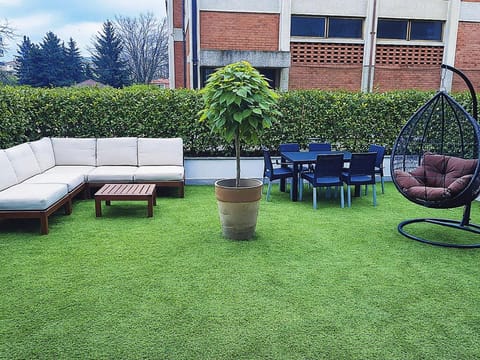 Garden, Seating area