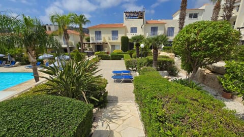 Irini Gardens townhouse Peyia Apartment in Peyia