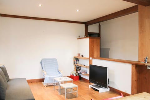 House with garden for 6 people in Vitry House in Vitry-sur-Seine