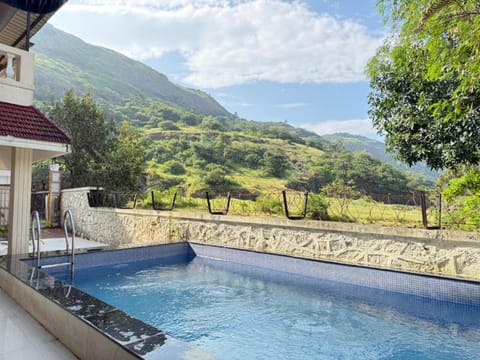 Mountain view, Pool view, Swimming pool, Swimming pool