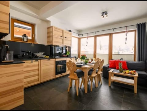 Kitchen or kitchenette, Living room, dishwasher, microwave, stove