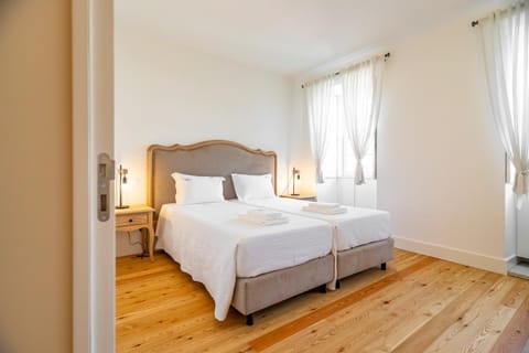 Bed, Bedroom, furniture