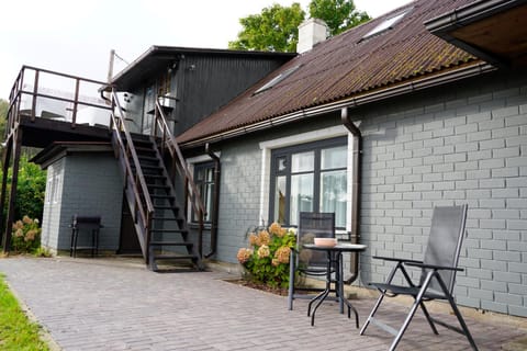 Property building, Patio, Patio