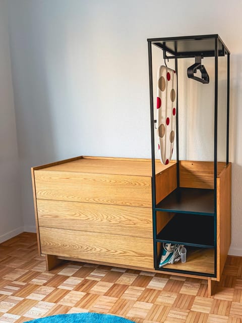 Bedroom, flat iron, wardrobe