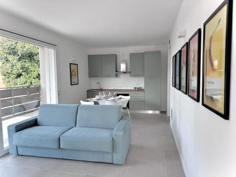 Kitchen or kitchenette, Living room, kitchen, kitchen