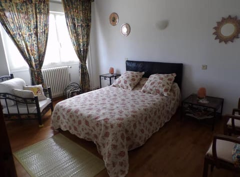 Lacaze d Aveyron Apartment in Villefranche-de-Rouergue