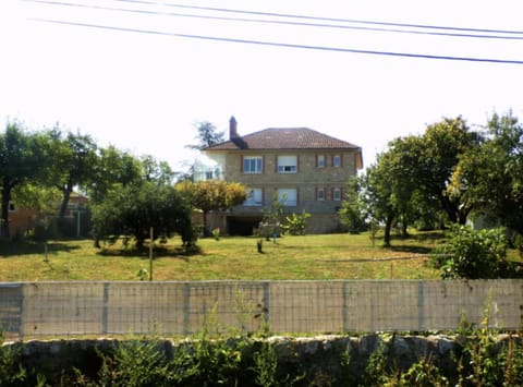 Lacaze d Aveyron Apartment in Villefranche-de-Rouergue