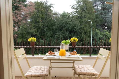 Patio, View (from property/room), Balcony/Terrace