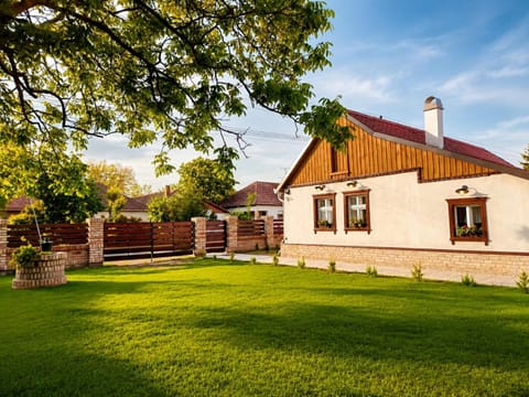 Property building, Inner courtyard view