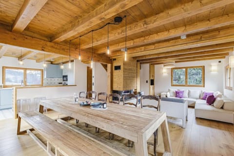 Marmottes - Chalet 7CH Familial 200m2 Cheminee Calme Vue Chalet in Les Houches